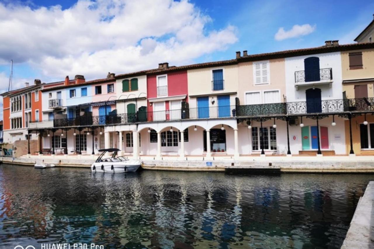 Charming Apartment Overlooking The Lake City Grimaud Buitenkant foto